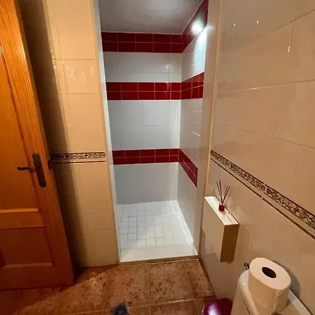 Apartamento Playa Oliva Con Piscina Y Terraza Compartida Con Los Propietarios Exterior photo